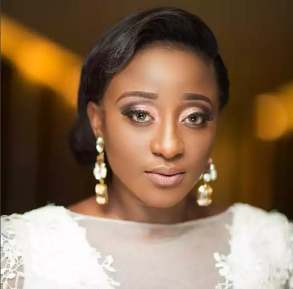 Actress Ini edo into fraud? see how she defrauded a lady here
